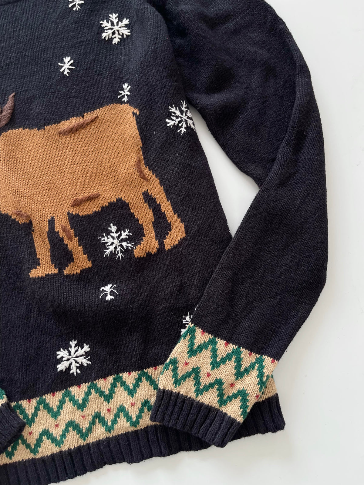 Embroidered Christmas Sweater-Bust 42