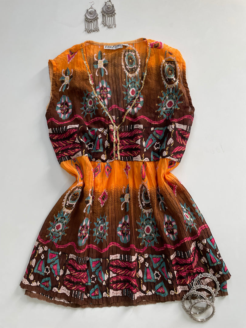 Erica Brook Kurti-Bust 54