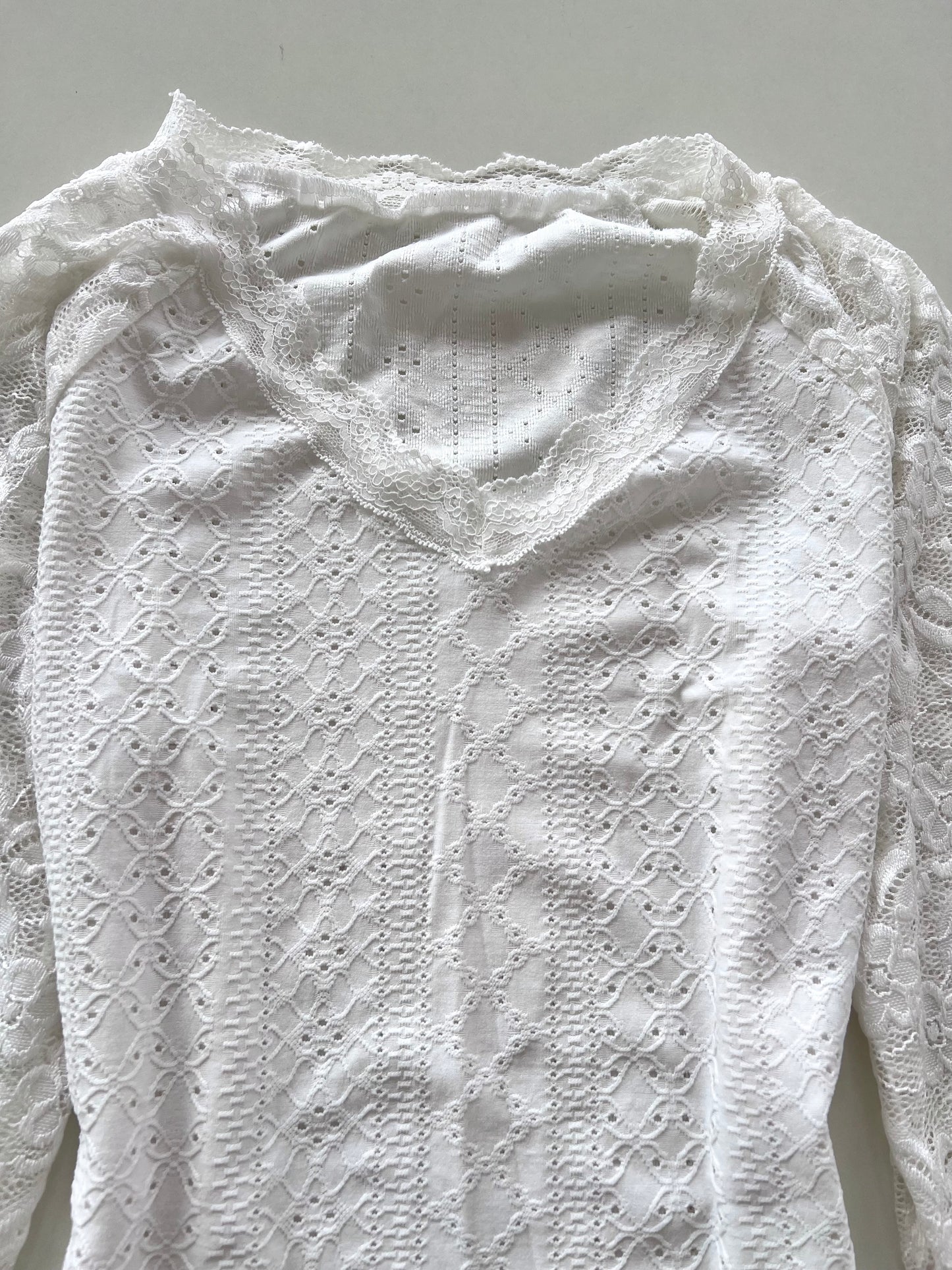 Lace White Top-Bust 40 to 42