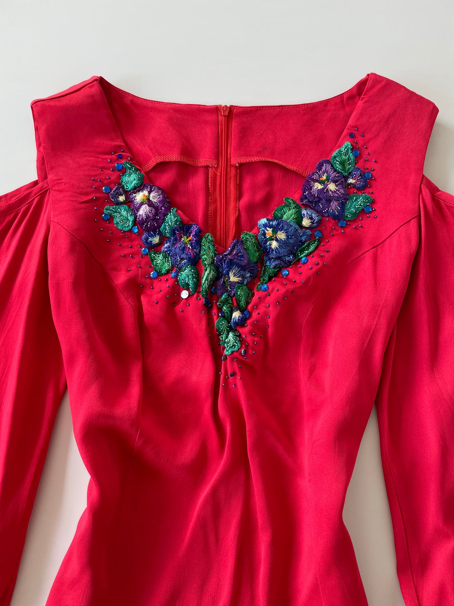 Vintage Embroidered Top-Bust 42