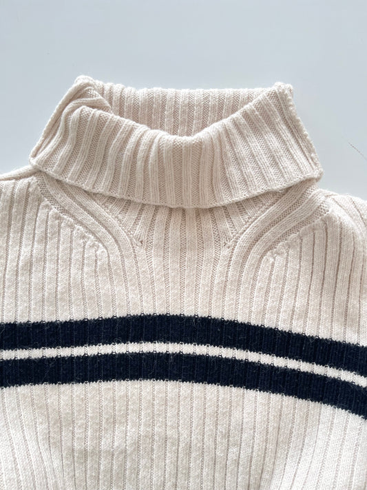 Chunky Pinterest Sweater-Bust 52