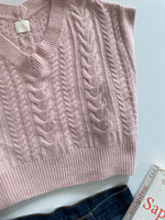 Load image into Gallery viewer, Chunky Sweater Vest-Bust 48

