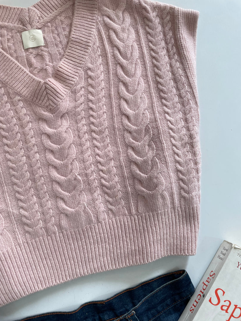 Chunky Sweater Vest-Bust 48