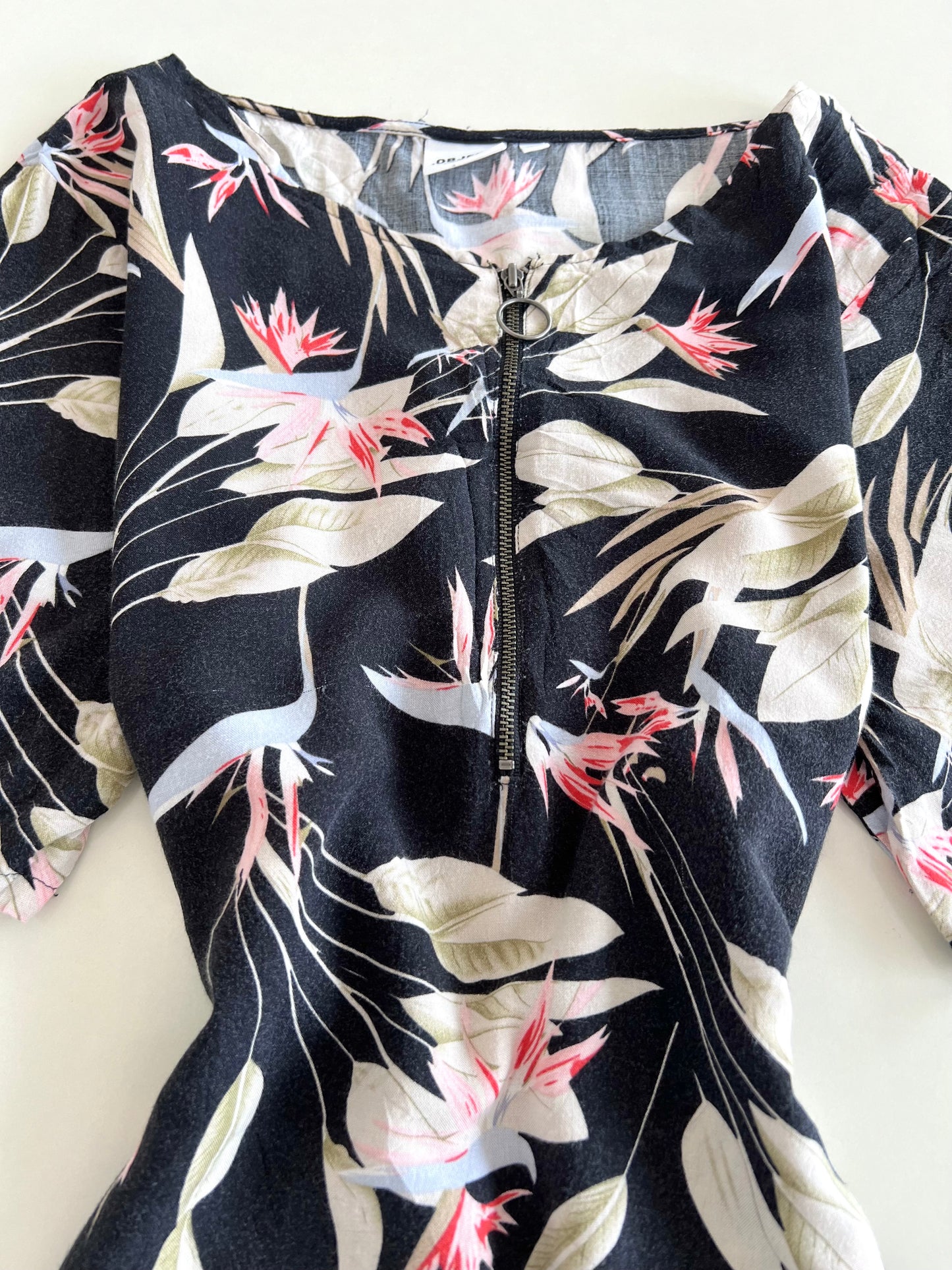 Object Top-Bust 38
