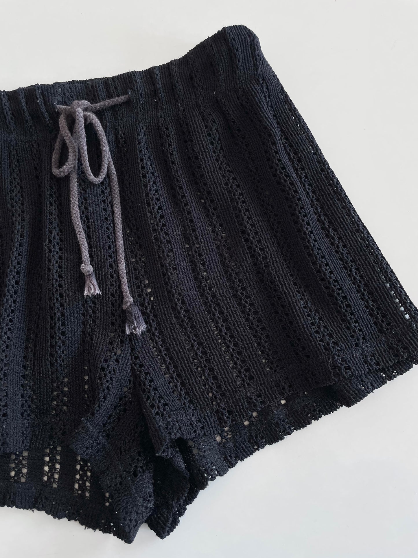 La Via En Rose Sheer Coverup Shorts -Waist 34 to 40