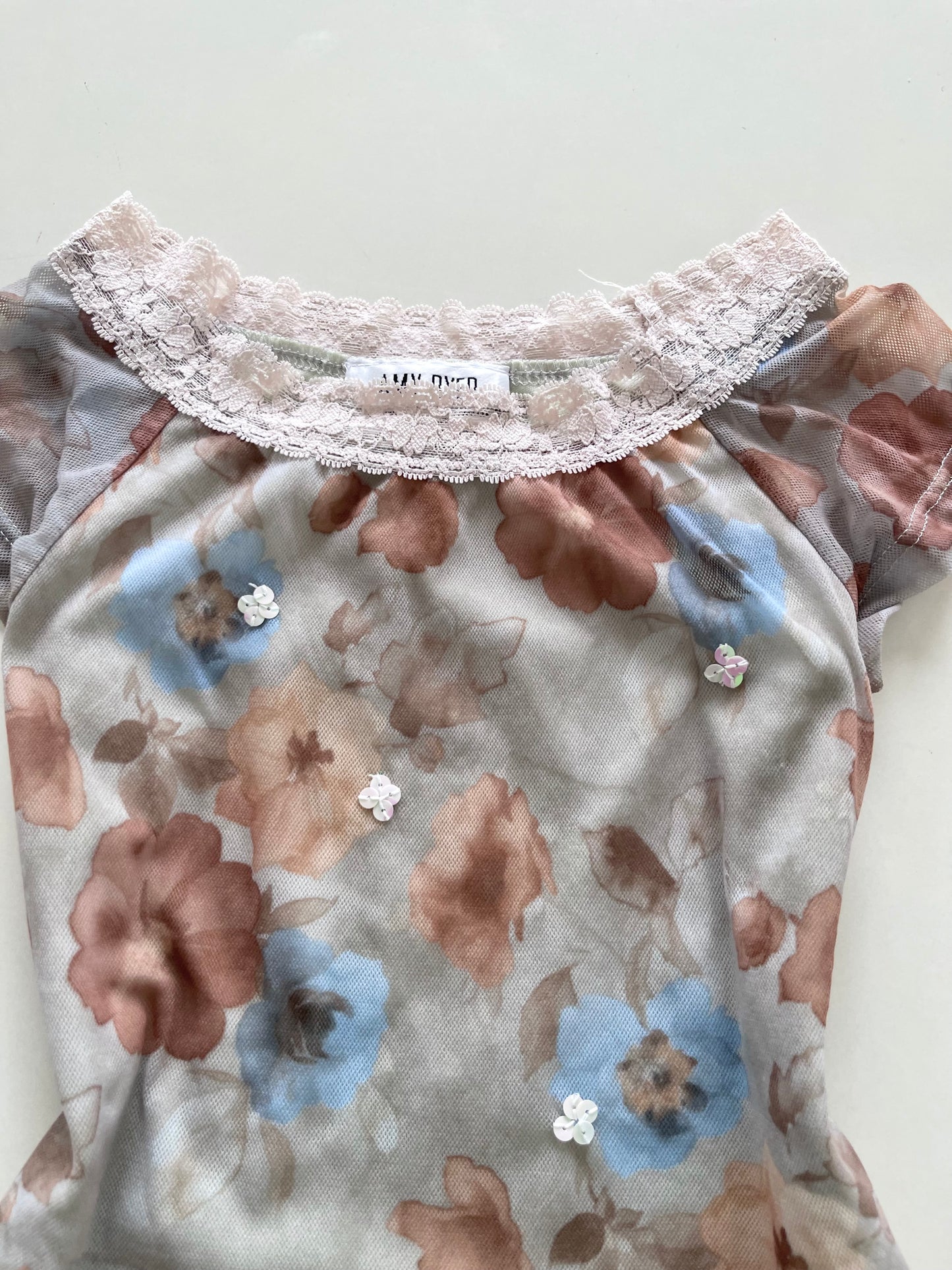 Amy Byer Vintage Top-Bust 26 to 28