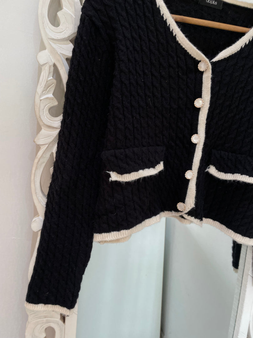 Chunky Sweater-Bust 38