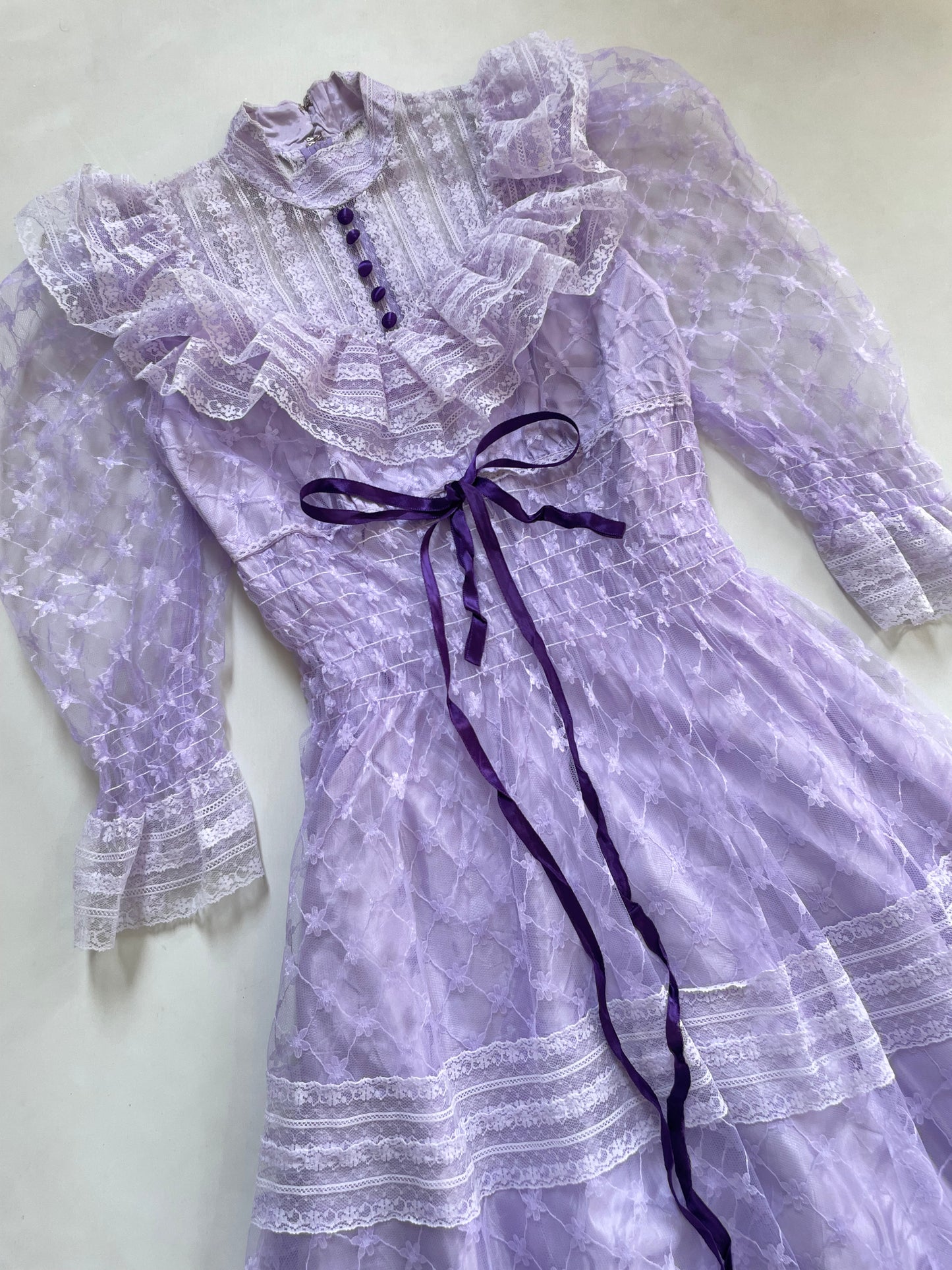 Victorian Dress-Bust 32
