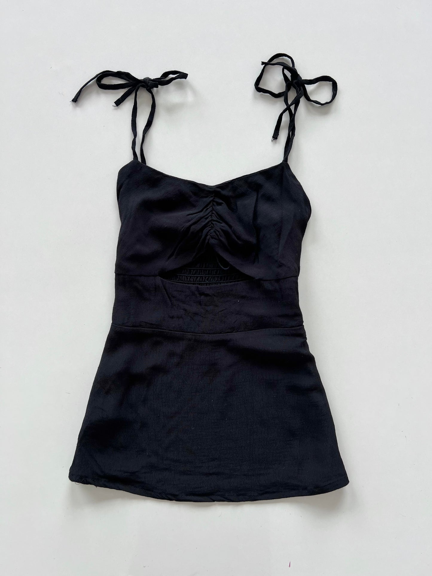 Bershka Cutout Top-Bust 32 to 34