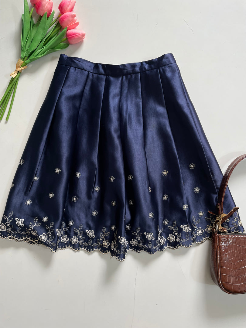 Anpere Embroidered Skirt-Waist 30