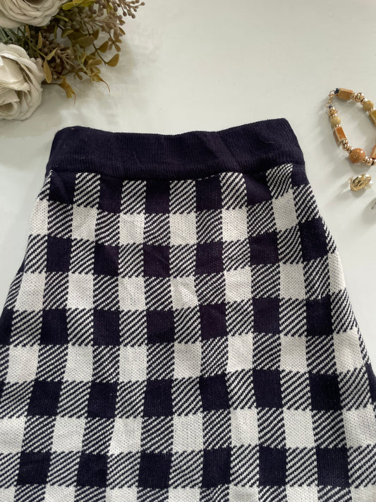 Tweed Skirt-Waist 24 to 28