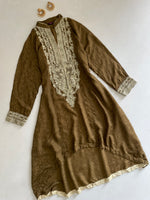 Load image into Gallery viewer, Posh Jacquard Embroidered Kurti-Bust 40
