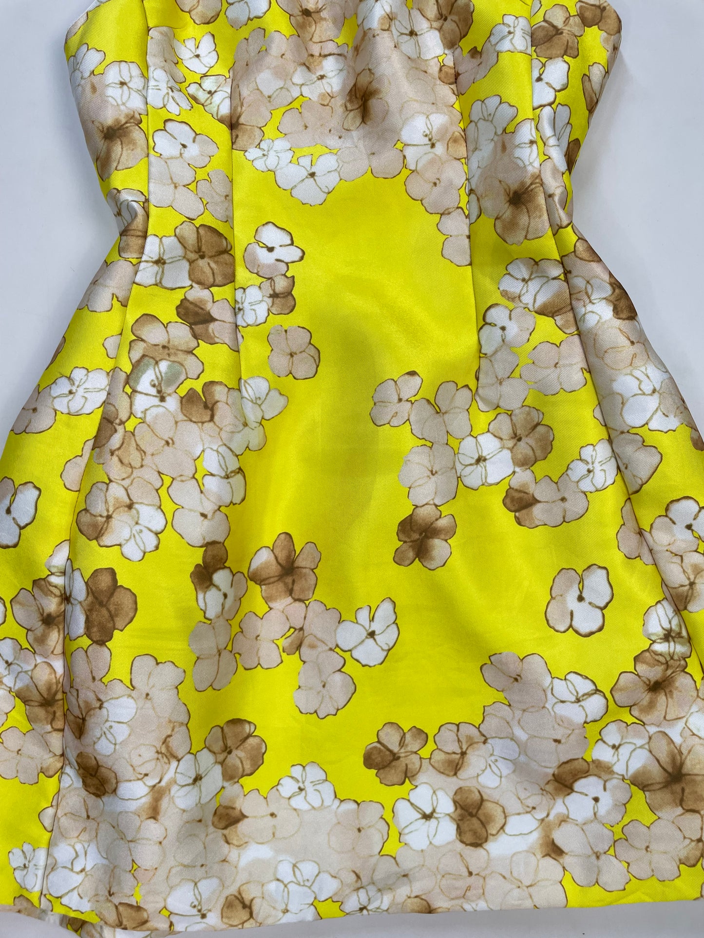 Dress-Bust 32