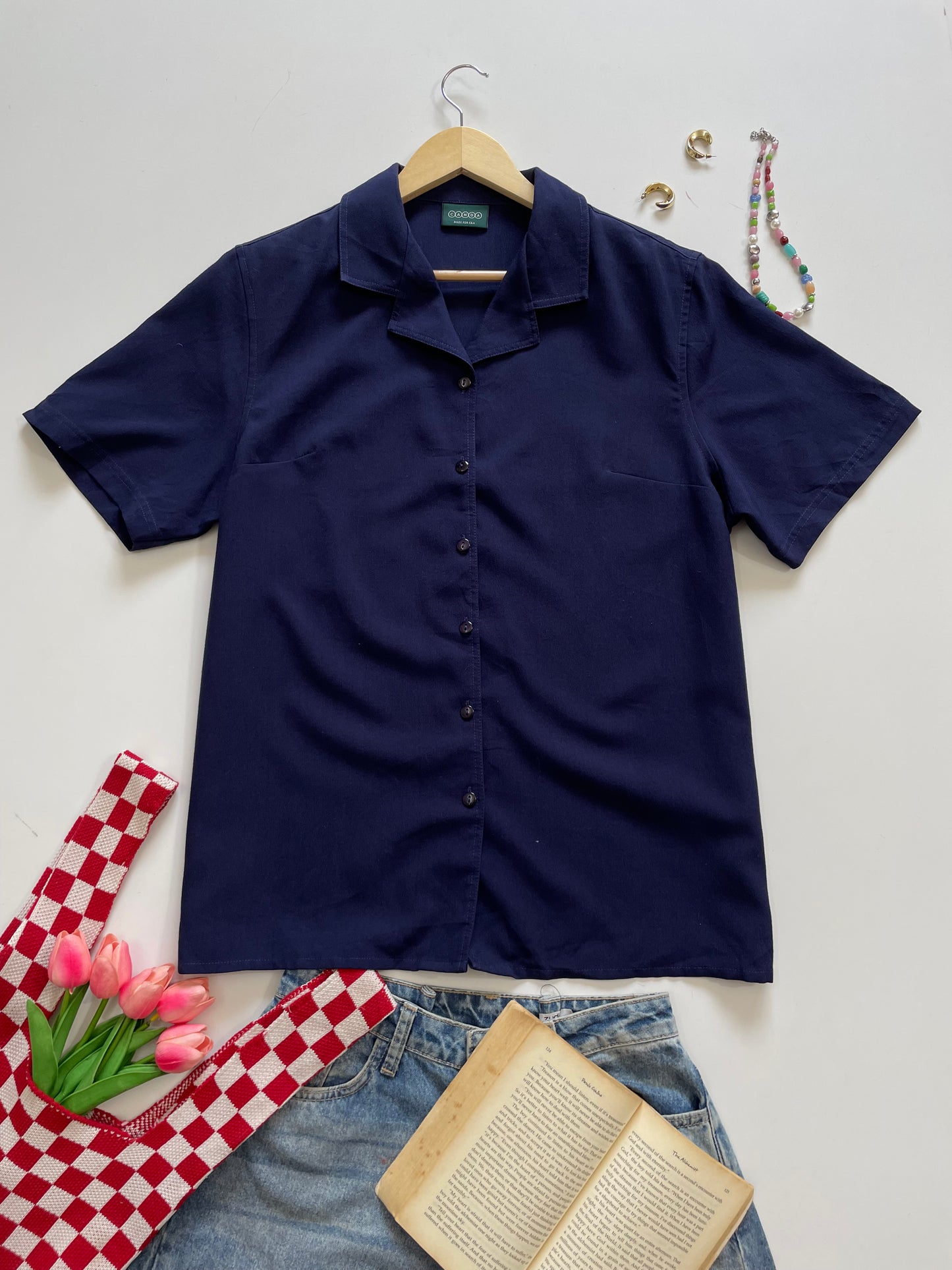 Canda Shirt-Bust 44