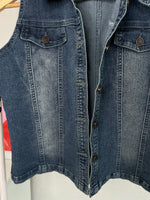 Load image into Gallery viewer, Sleeveless Denim Jacket-Bust  38
