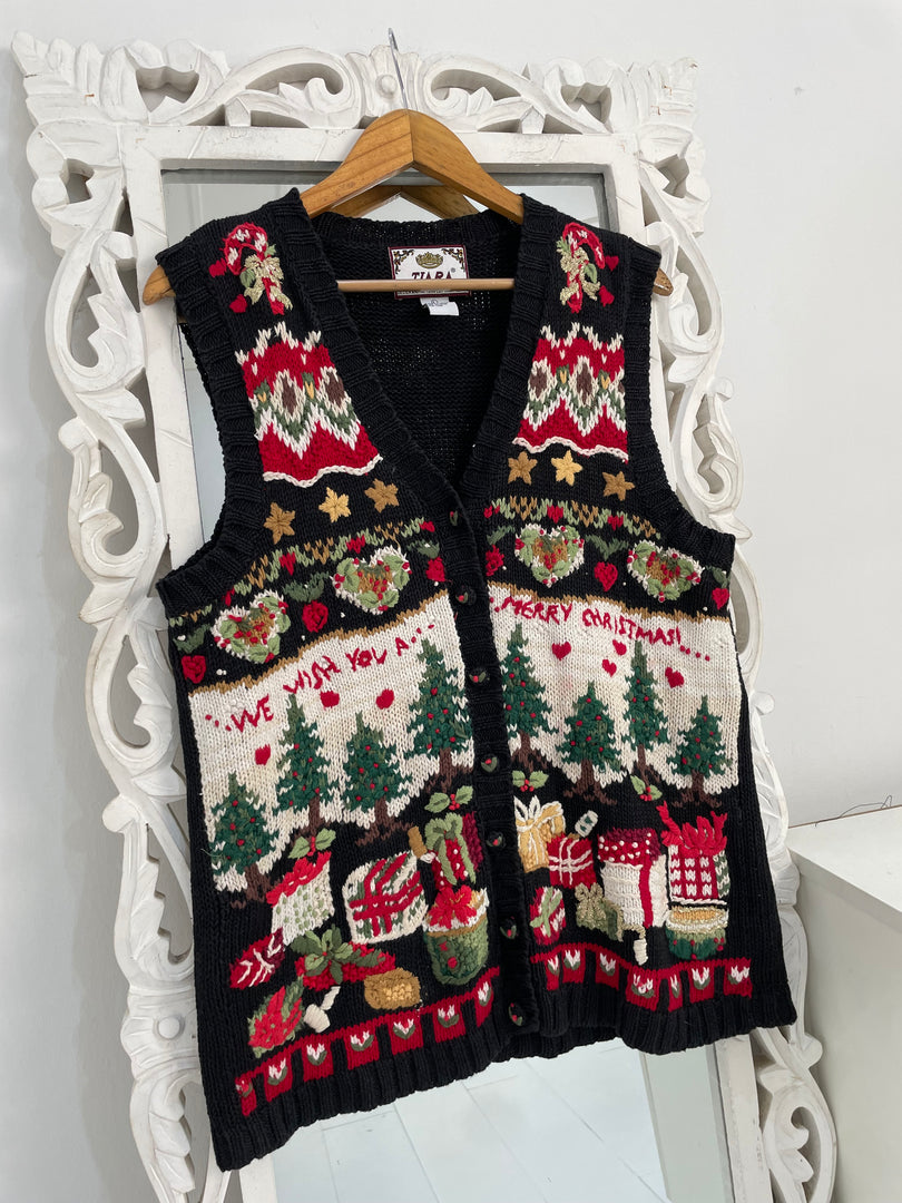 Tiara Christmas Sweater Vest-Bust 40