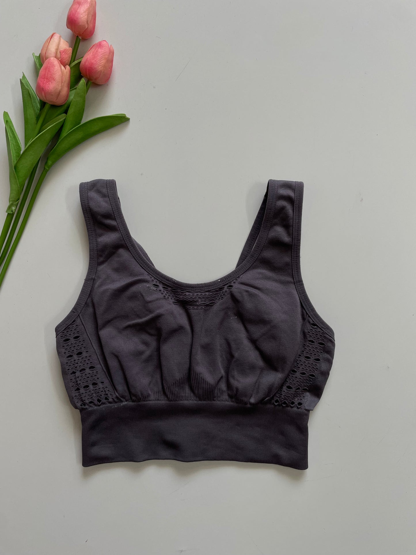 GREY SPORTS BRA - BUST 32 TO 34