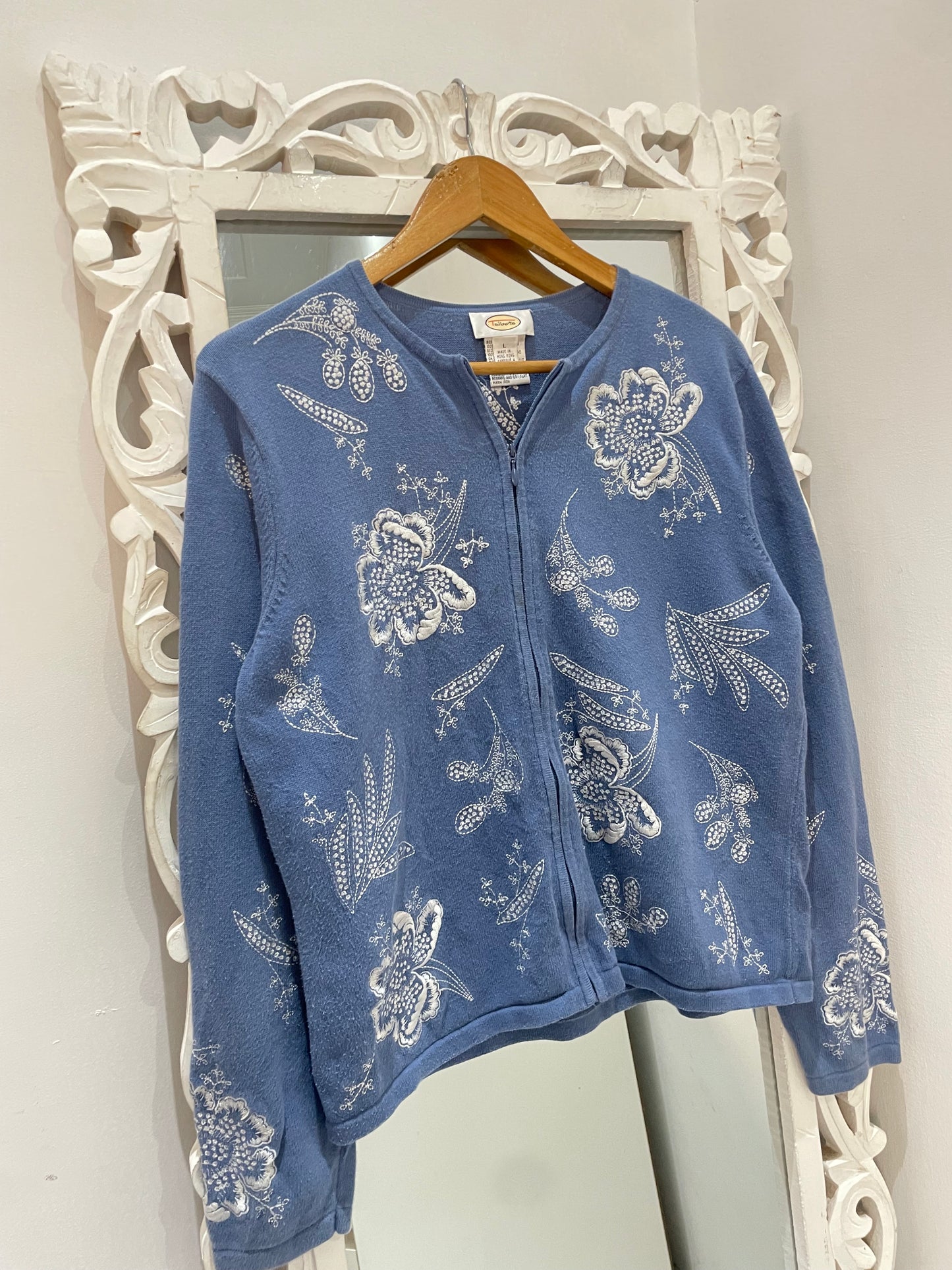 Talbots Embroidered Vintage Sweater-Bust 42