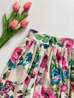 Load image into Gallery viewer, REAL COCO FLORAL SKIRT - WAIST 26 TO 28
