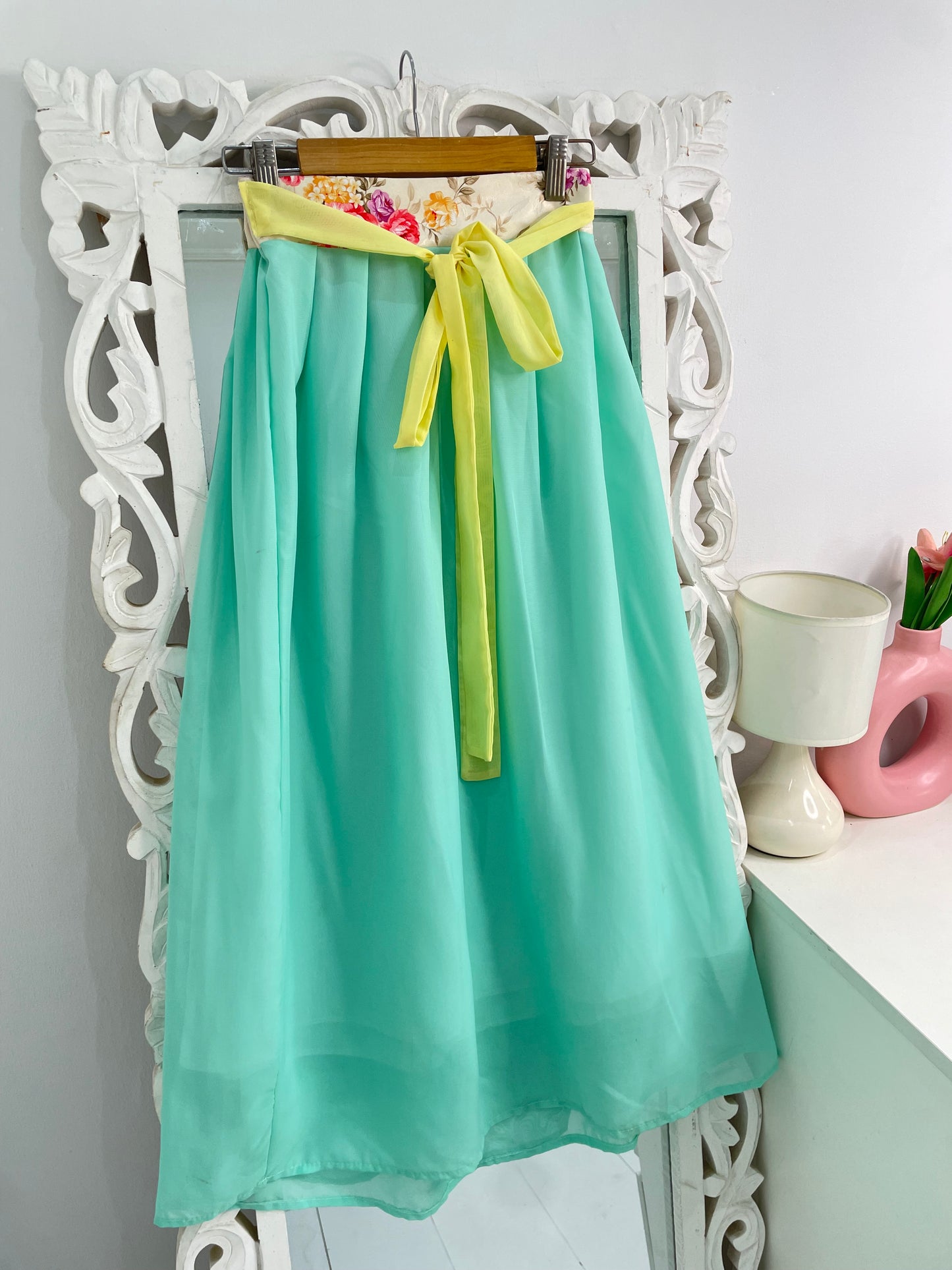 Skirt-Waist 22 to 24