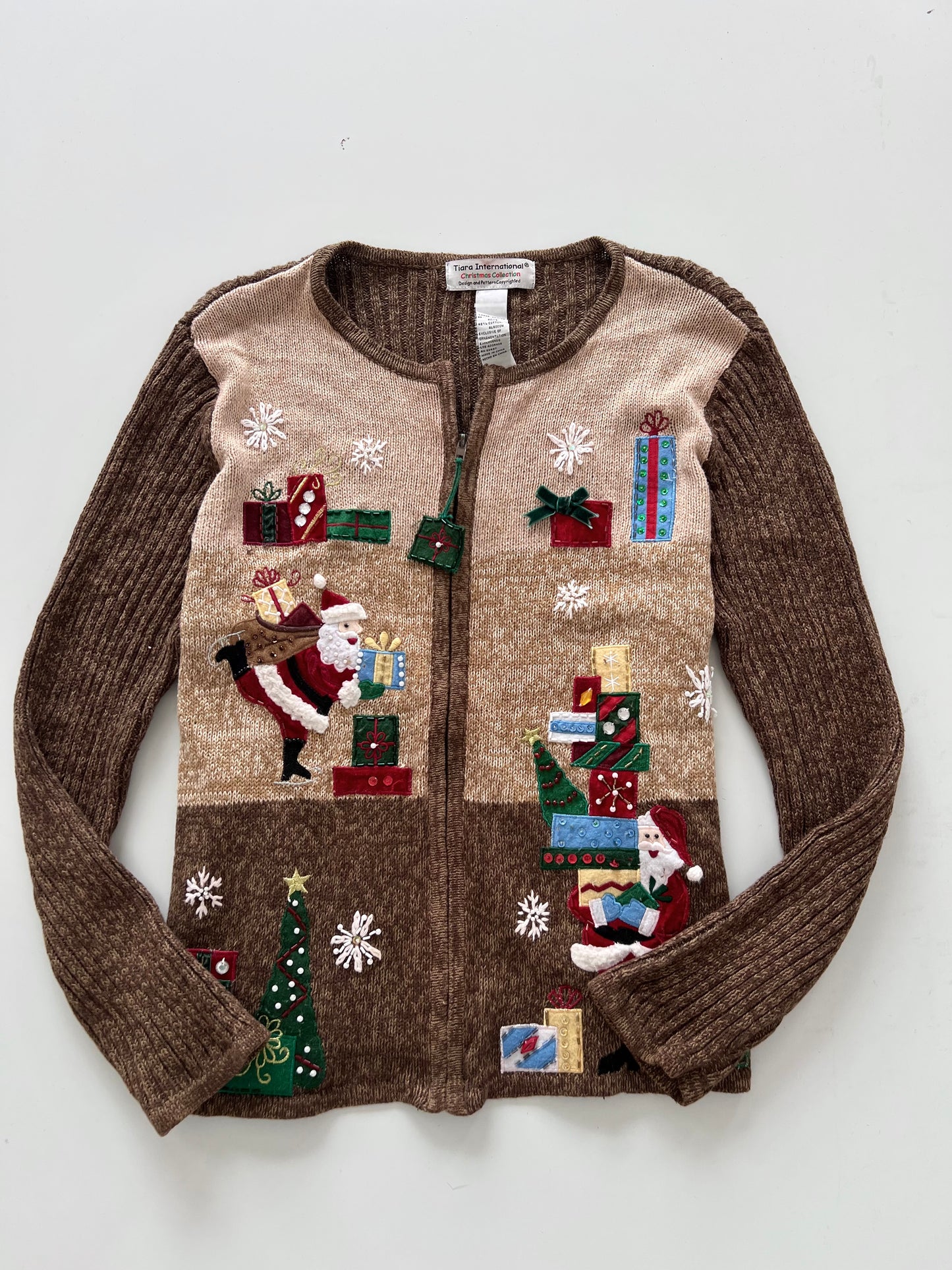 Christmas Collection Embroidered Christmas Zipper -Bust 46
