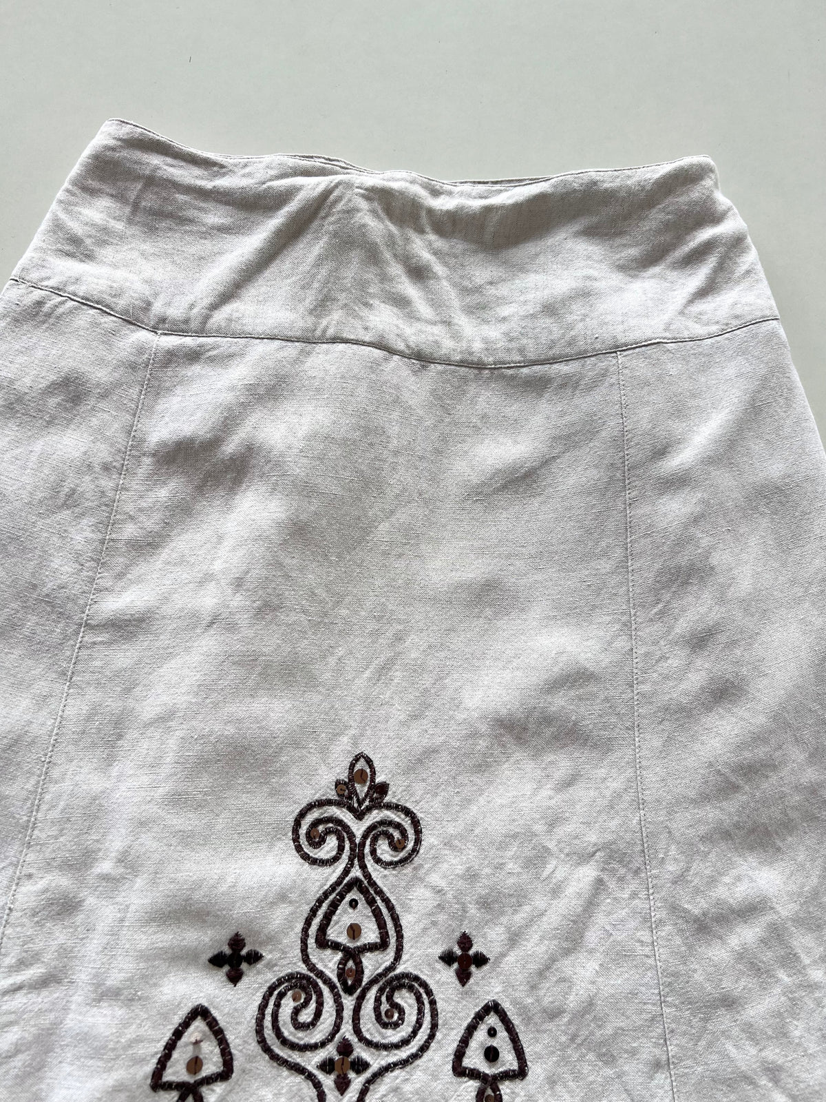 Dressbarn Embroidered Skirt-Waist 44