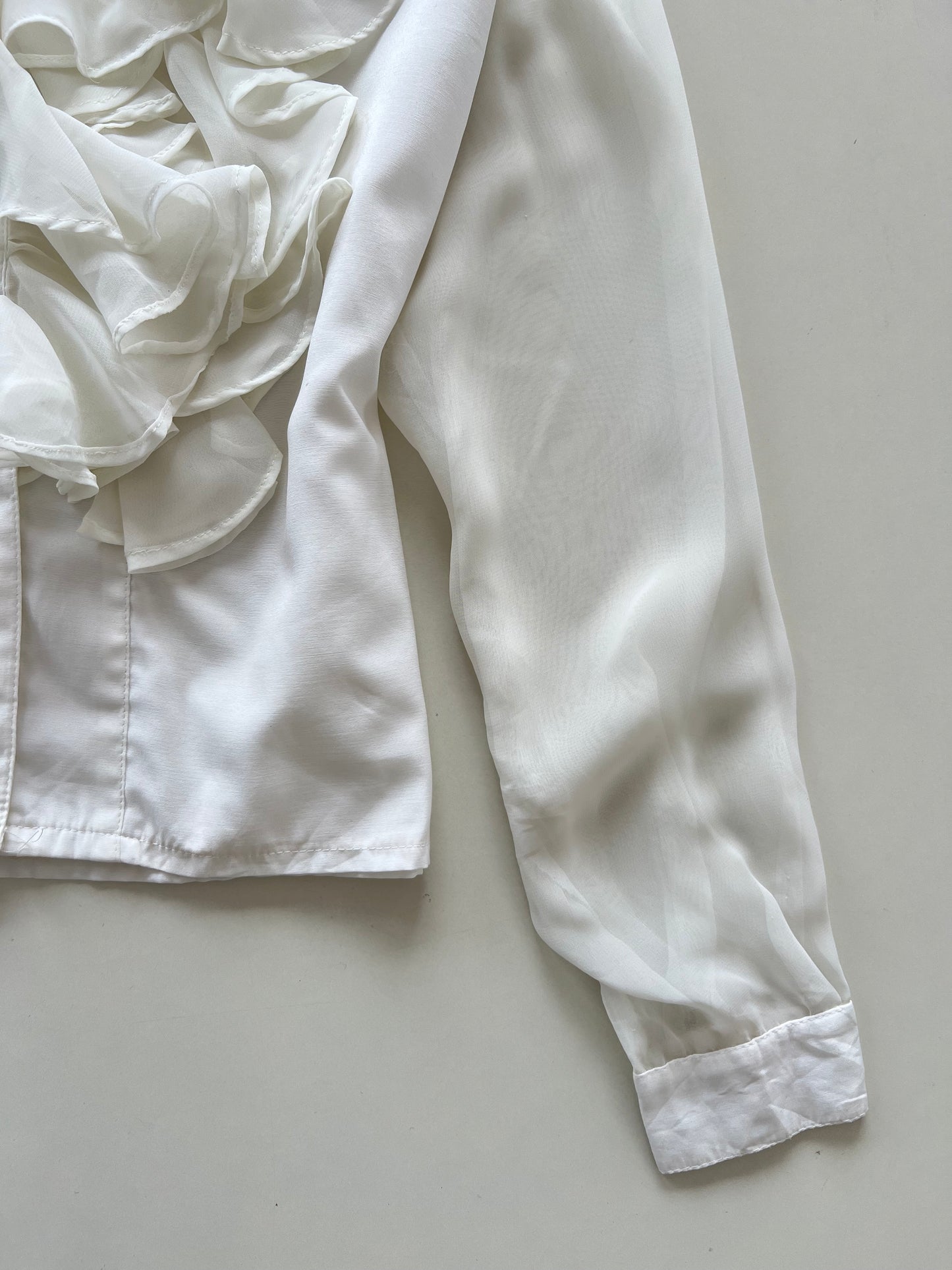 Dusseldorf Vintage Ruffle Top-Bust  42