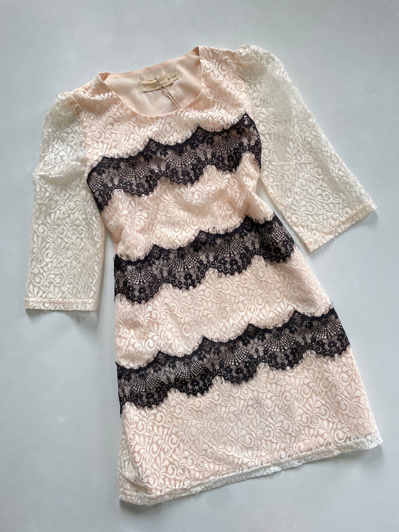 Be About to tagged Dress-Bust 32