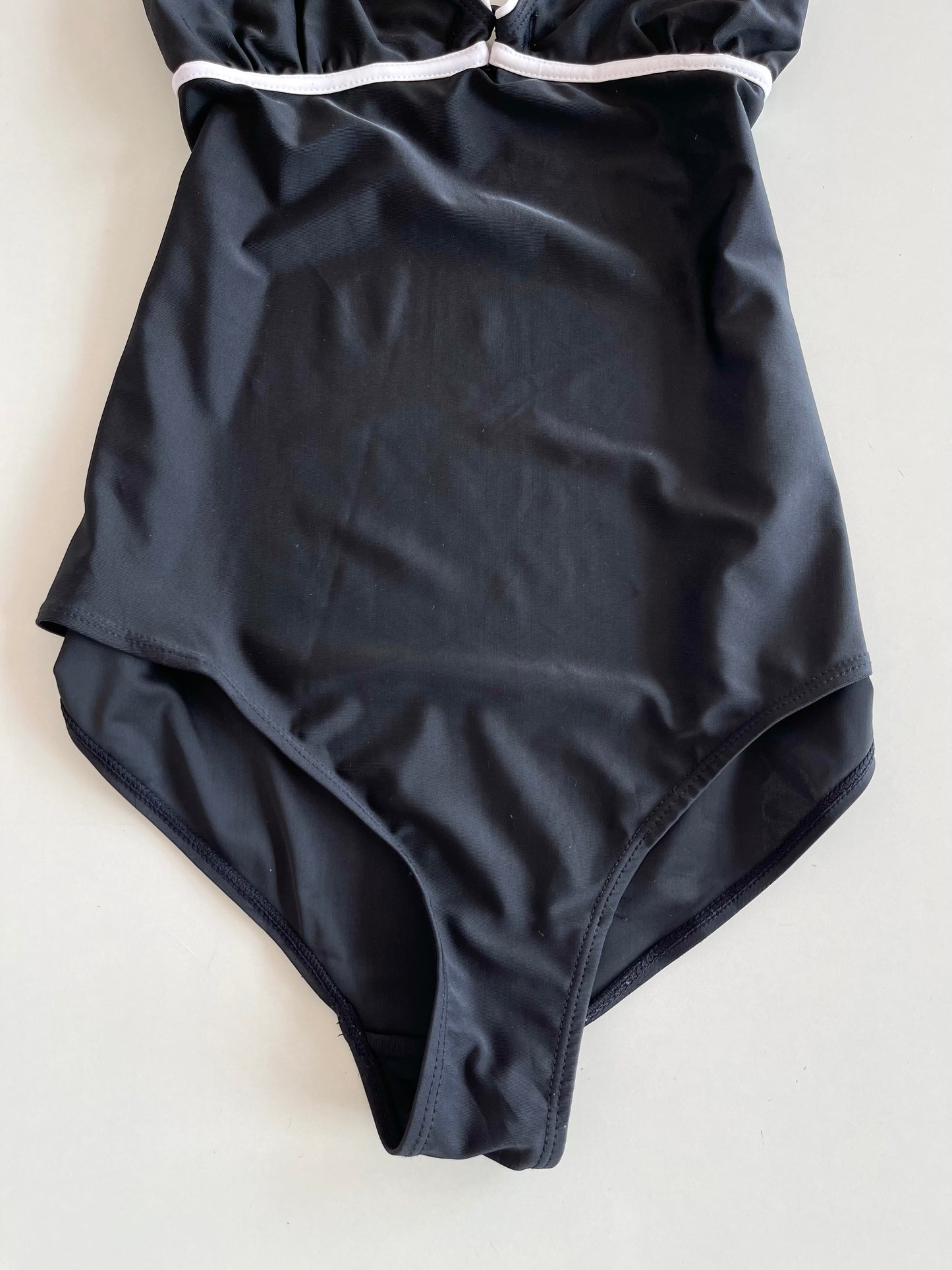 Monokini-Bust 34 to 36