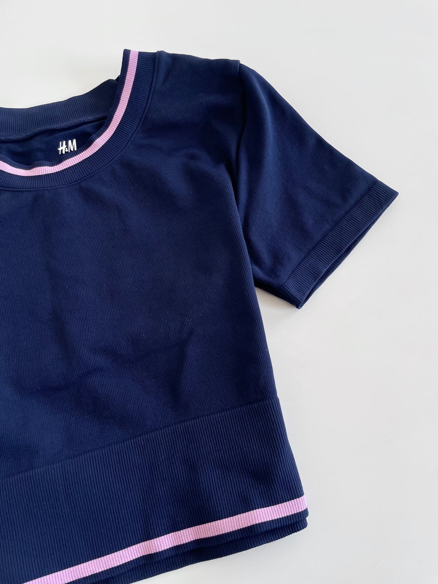 H&M Workout Top-Bust 30 to 32