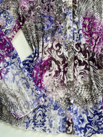 Load image into Gallery viewer, Shirt-Bust 42
