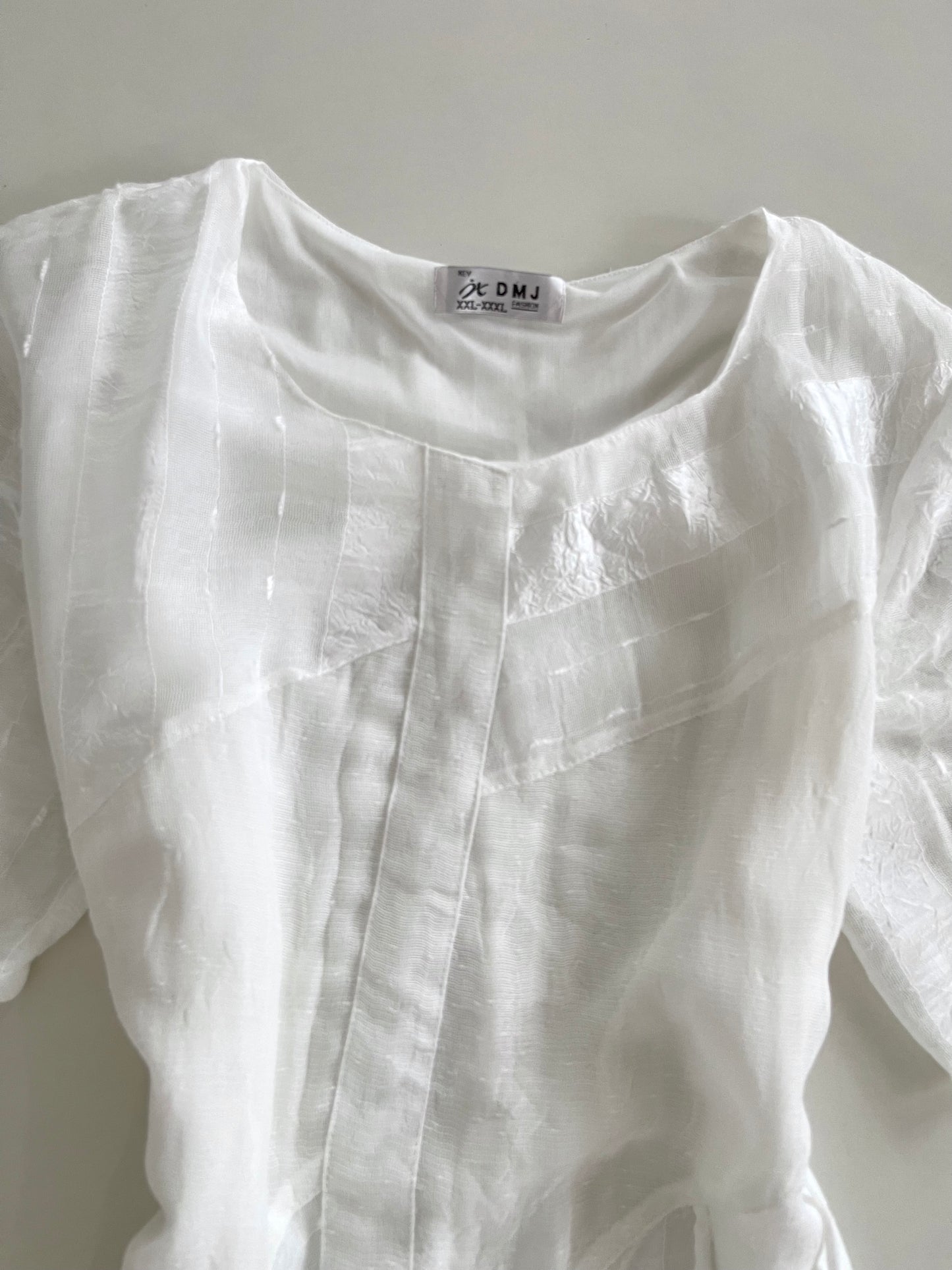 White Vintage Top-Bust 48