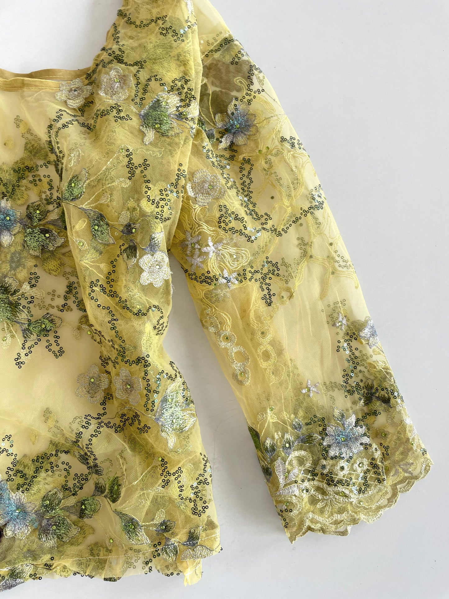 Vintage Embroidered Top-Bust 46