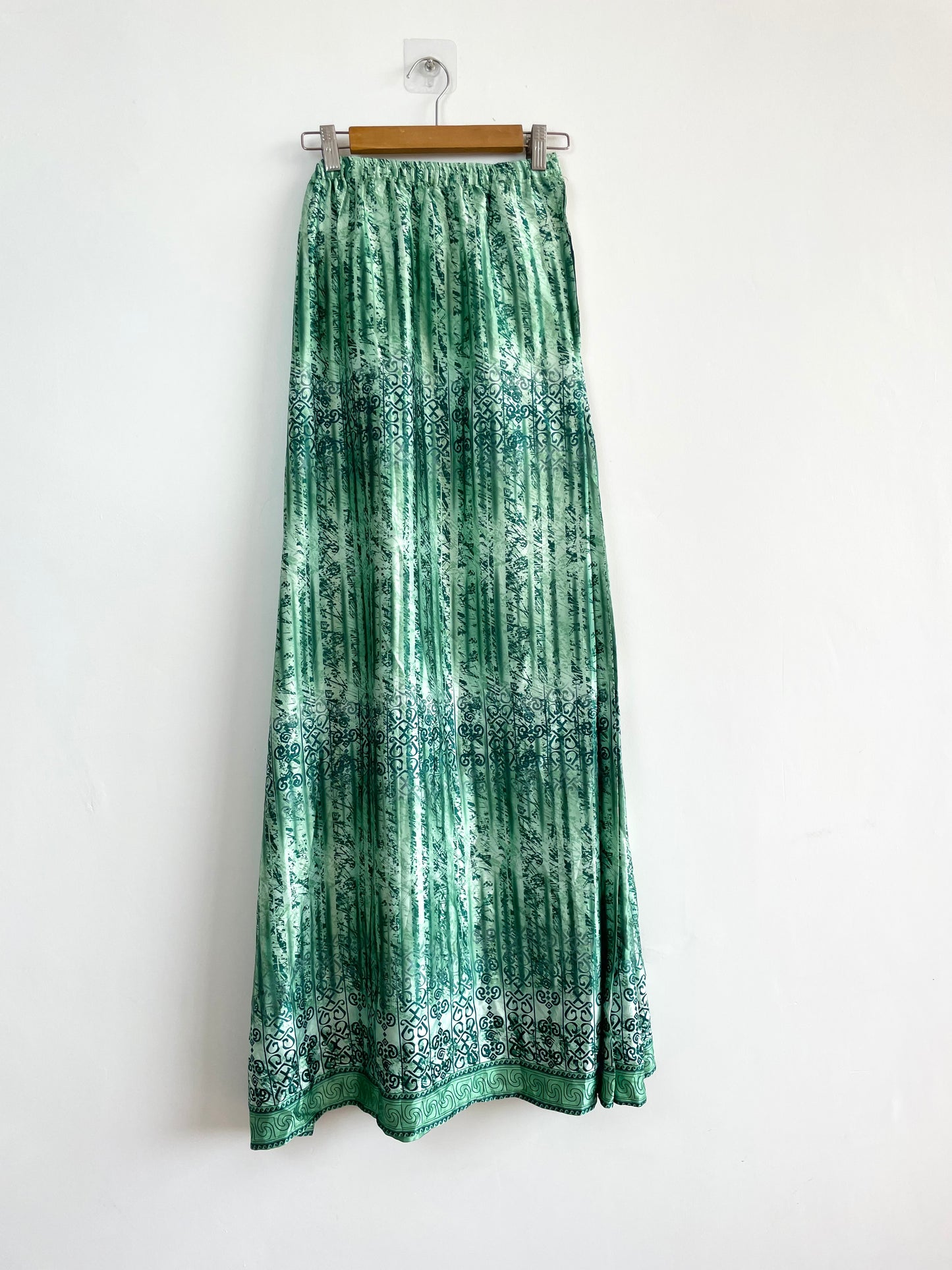 Green Satin Skirt-Waist 32 to 38