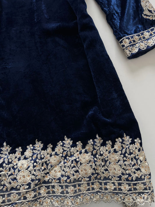 Memsaab Velvet Embroidered Kurta-Bust 46