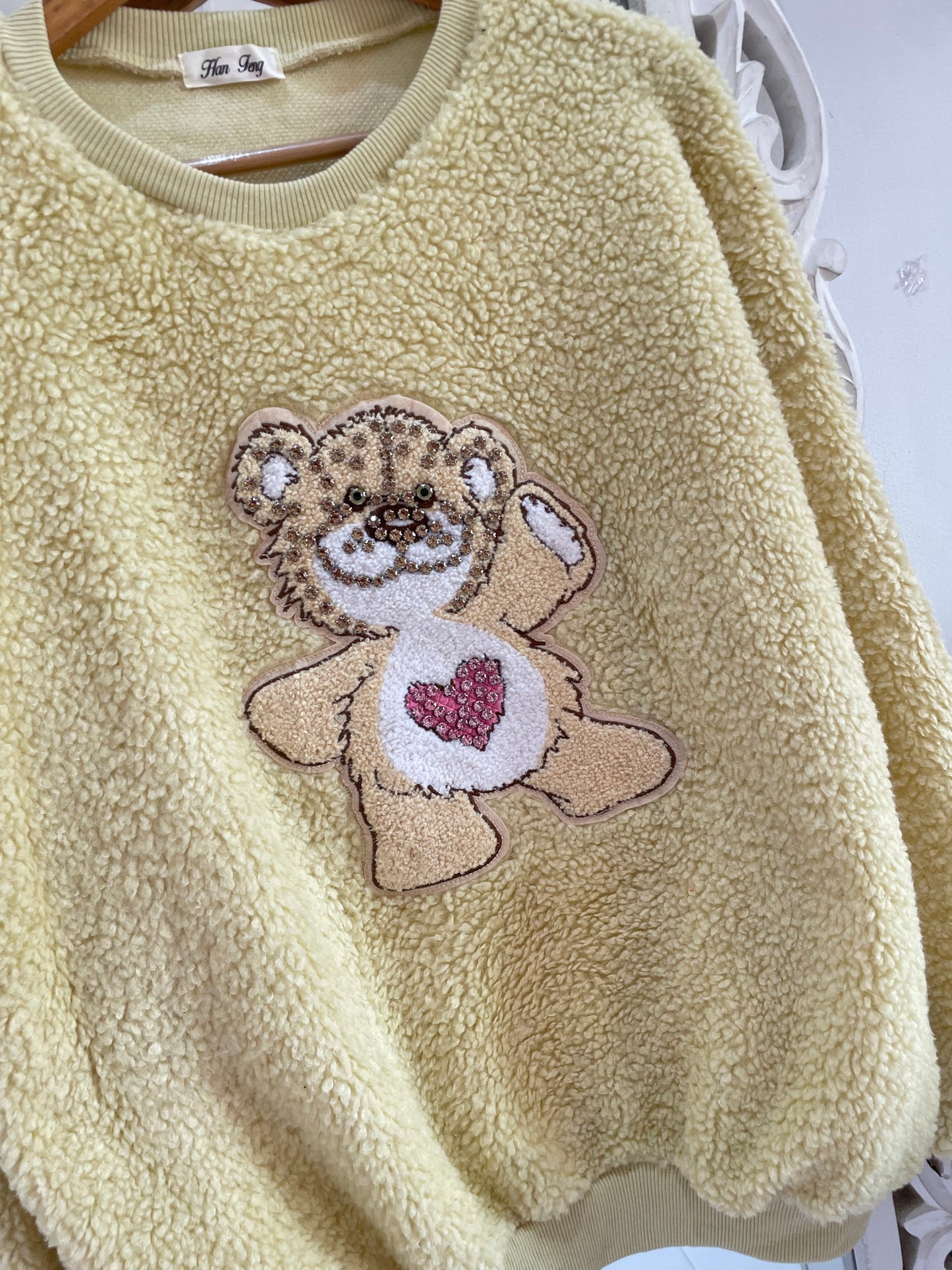 Rhinestone Teddy Pullover-Bust 50