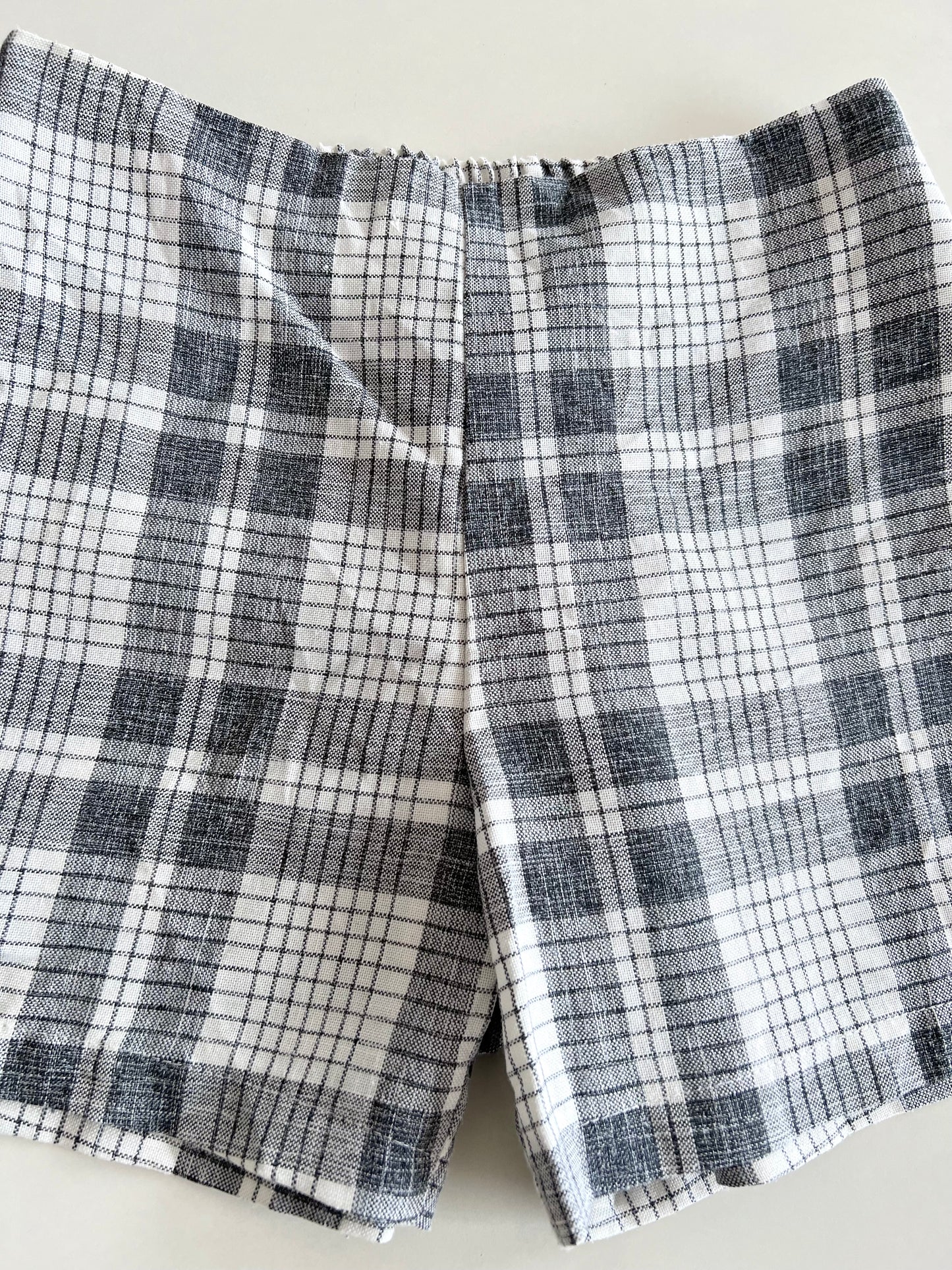 Plaid Shorts-Waist 28 to 32