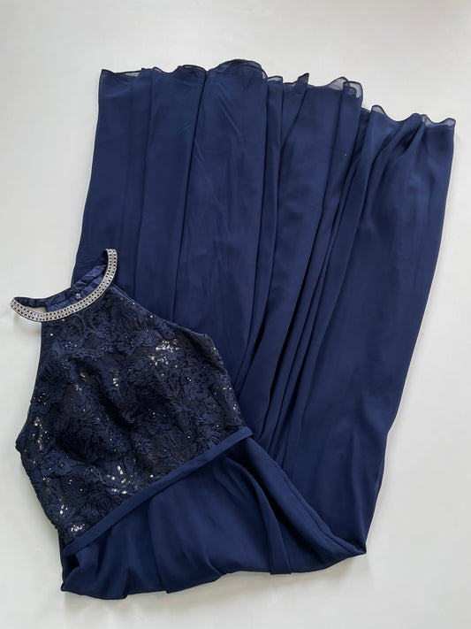 Dress-Bust 32