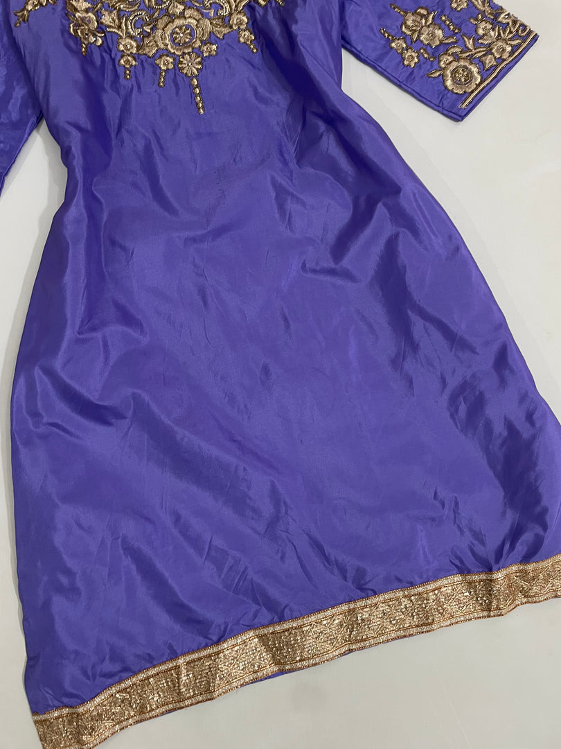 Hand Embroidered Kurta-Bust 40