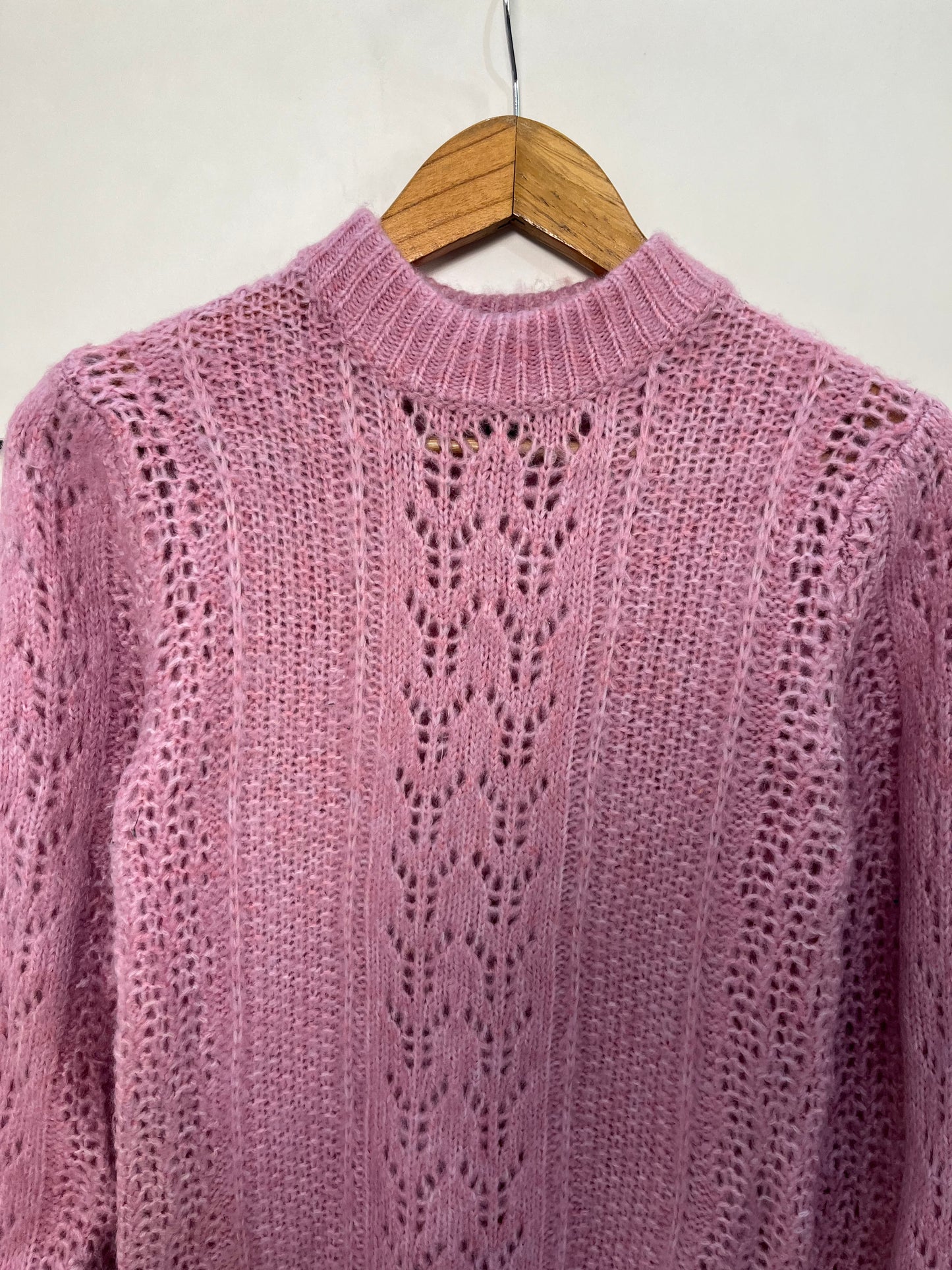 Chunky Soft Sweater-Bust 30