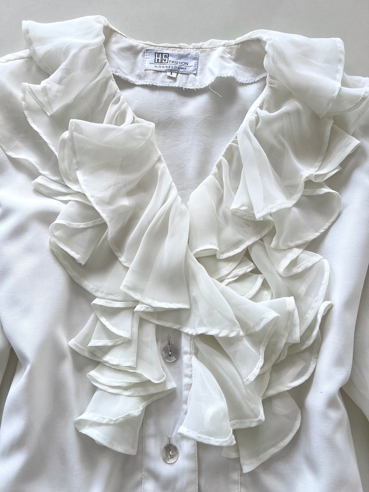 Dusseldorf Vintage Ruffle Top-Bust  42