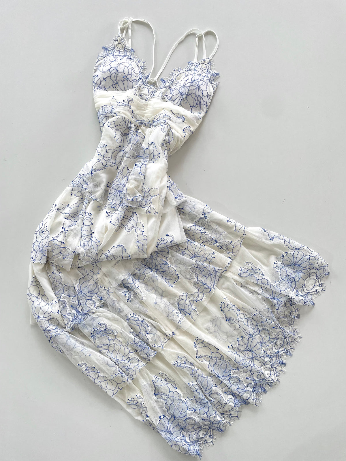 Alice McCall Vintage Lace Dress-Bust 30 to 32