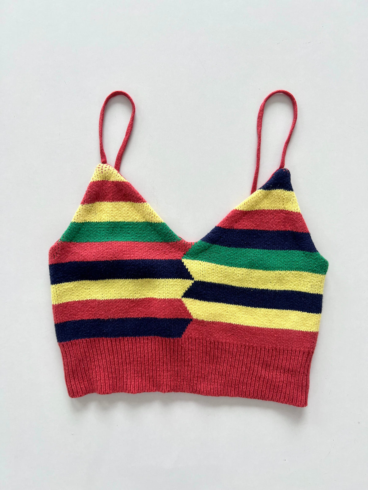 Urban Outfitters Top-Bust 32