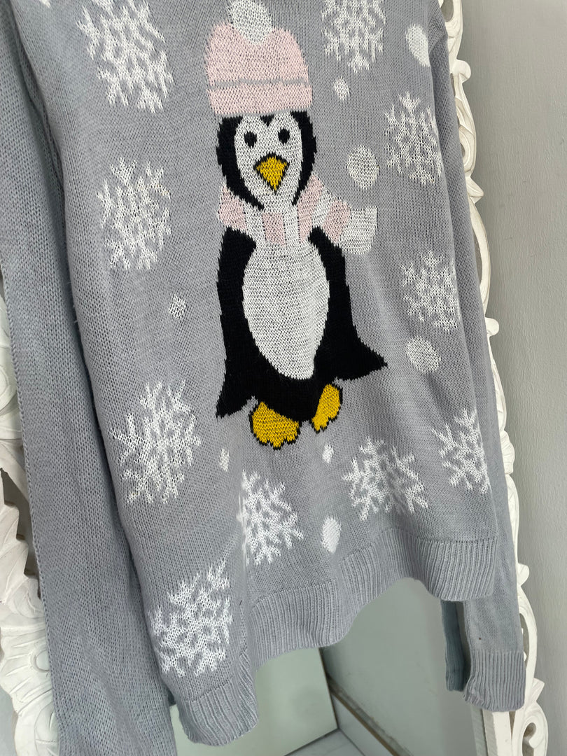 Christmas Sweater-Chest 38