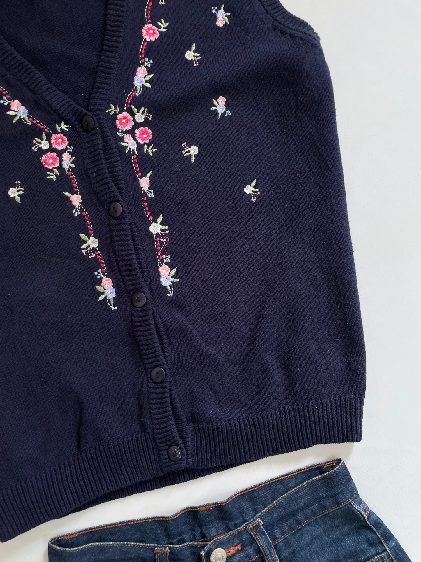 Tabi Vintage Embroidered Sweater Vest-Bust 46