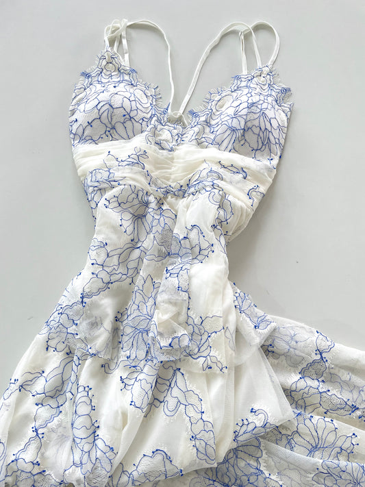 Alice McCall Vintage Lace Dress-Bust 30 to 32