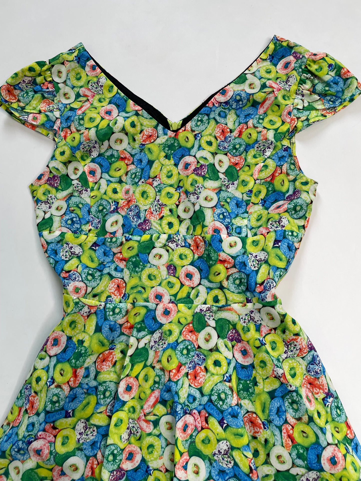Dress-Bust 34