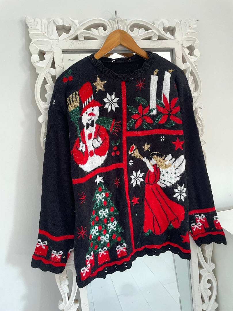 Christmas Sweater-Chest 42