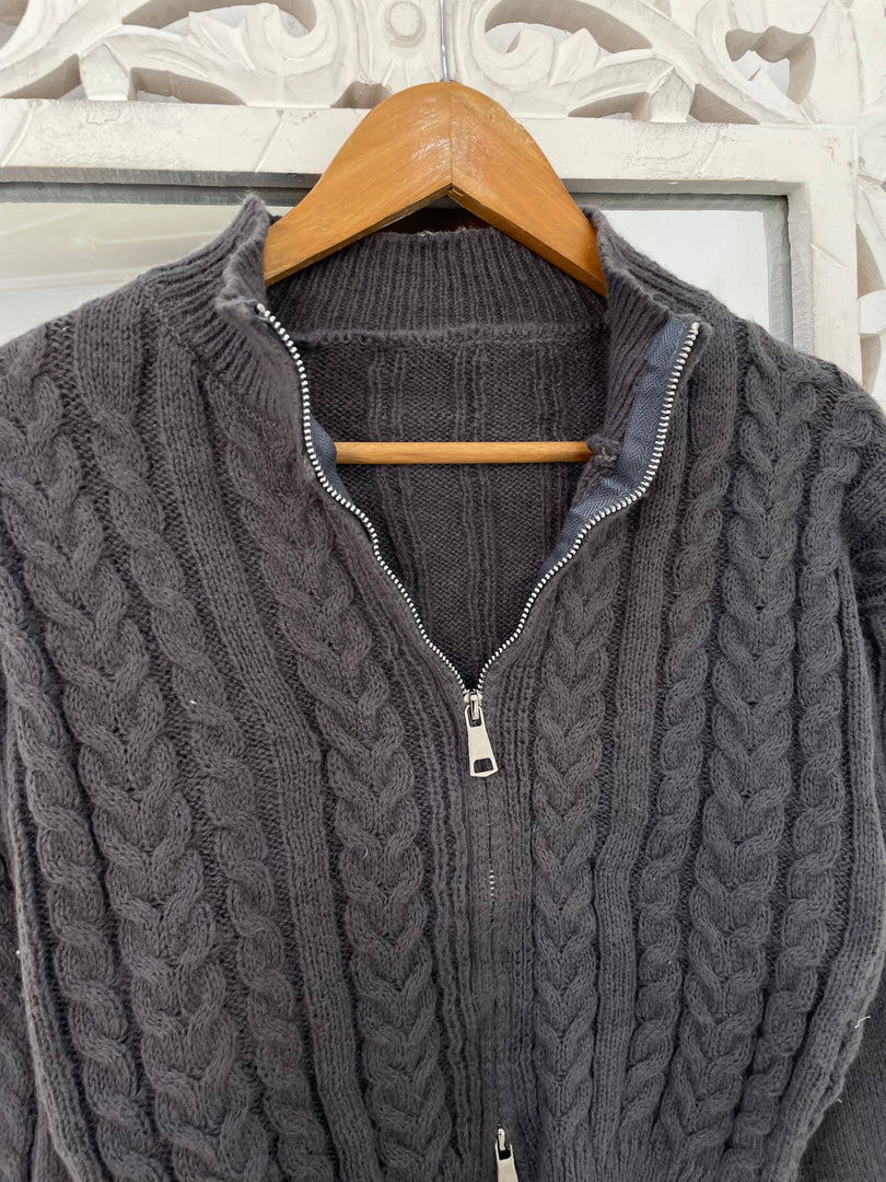 Thick Two Way Zipper-Bust 40