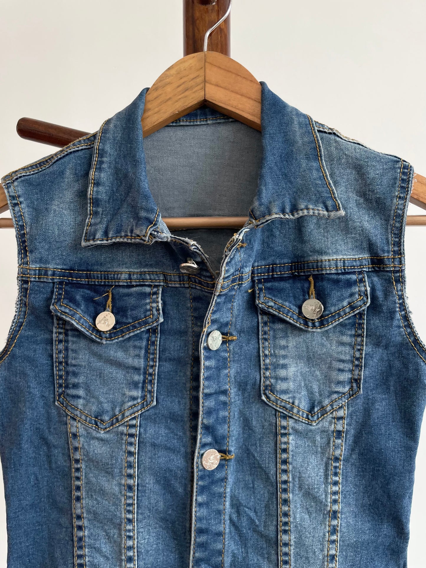 Denim Vest-Chest 38